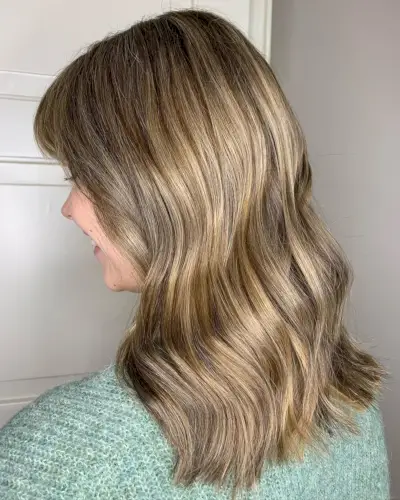 Sweet Beige Lowlights in Blonde Hair