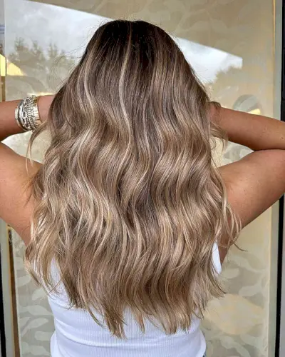 Long Light Bronde Hair with Loose Waves