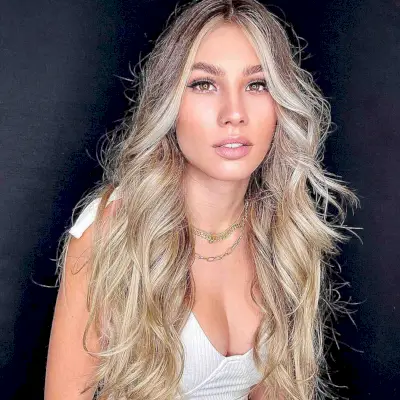Golden Blonde Ombre on Glamorous Long Hair