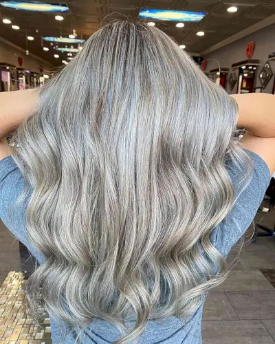 Long-Length Platinum Dark Blonde Hair Highlights on a Dark Base