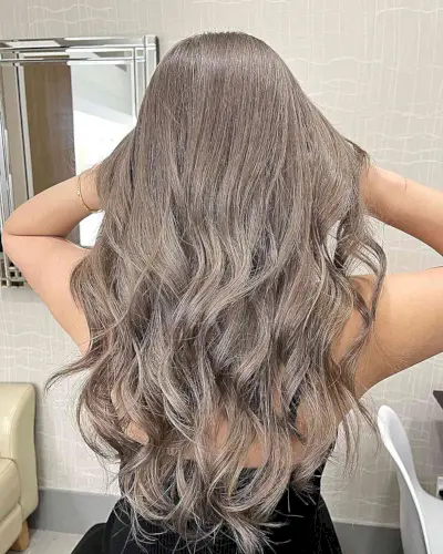 Ashy Light Milk Tea Brown Hue for Long Waves