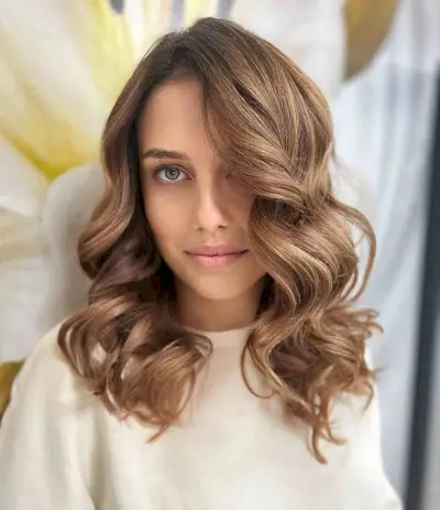 Solid Caramel Balayage with Curled Tips