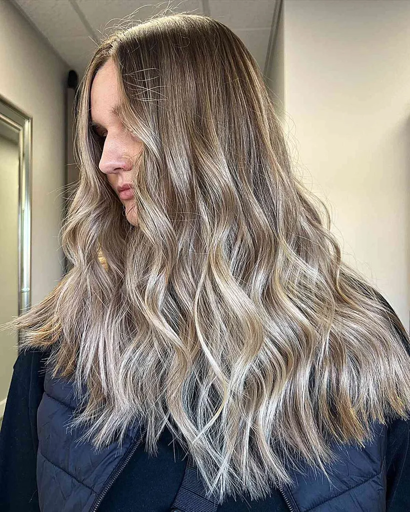 Špinavá hnedá až po umývanie Blonde Balayage Ombre pre dlhé vlasy' title=