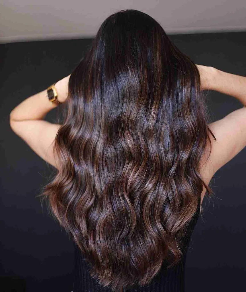 Blank mælkechokolade mørkebrunt hår' title=