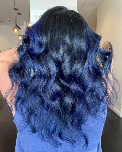Long-Length Royal Blue Balayage Waves with Dark Base