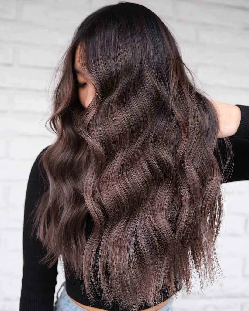 Jemný melír pro hnědé vlasy' title=