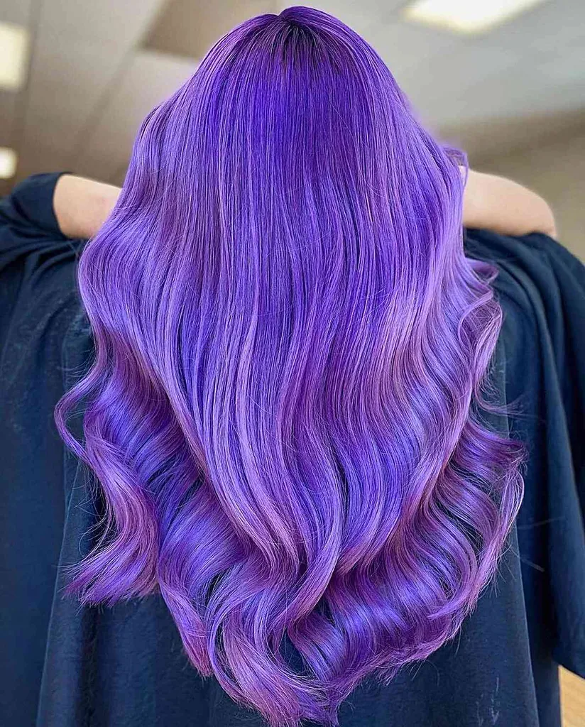 Incrível cor de cabelo roxo ametista para mulheres com um estilo ousado' title=