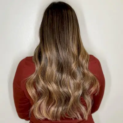 Sandy brown babylights