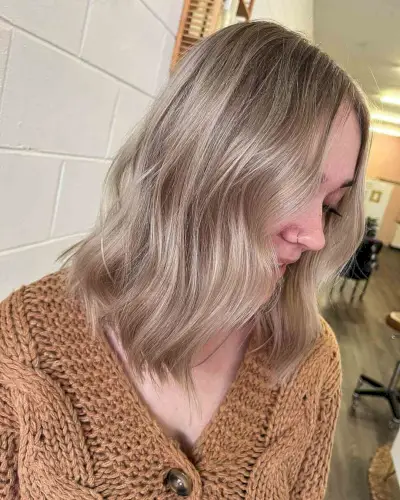 Multi-Dimensional Creamy Dishwater Blonde