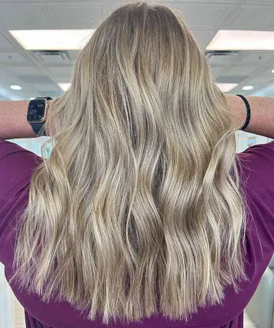 35 blonďatých barev pro vlasy, které chcete ukázat své barevné vlasy