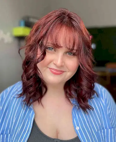 Shoulder-Length Vibrant Cherry Cola Brown Hair