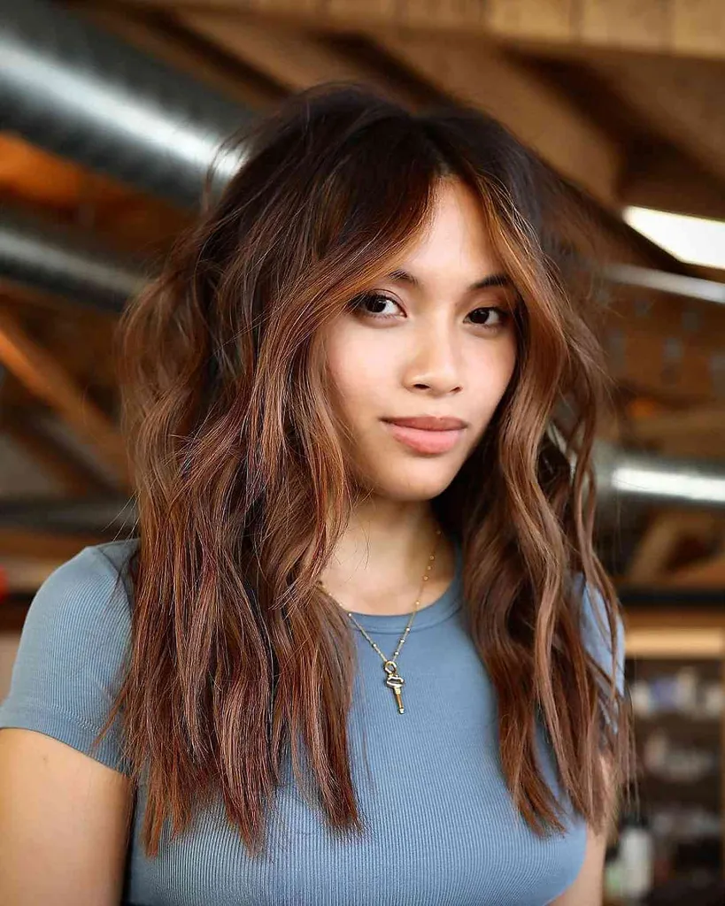 Auburn foncé inspiré de l’automne' title=