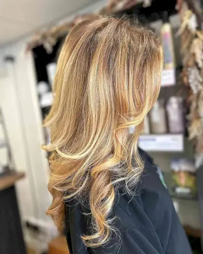 Warm Apricot Blonde Balayage with Light Brown Base for Medium to Long Hair