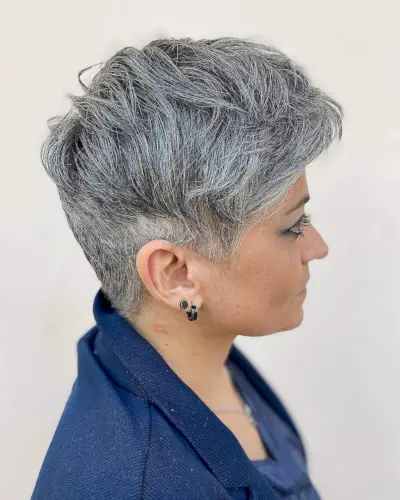 Classy salt and pepper hair color for short hair