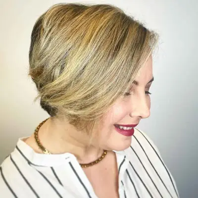 Low-Maintenance Pixie Bob for Plus-Sized Women