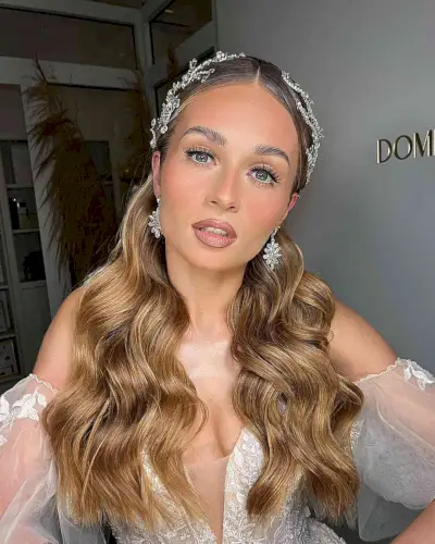 Smooth Halo Long Blonde Hair with Loose Curls