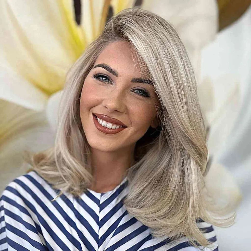 Objemný prefuk s hlbokou bočnou časťou' title=