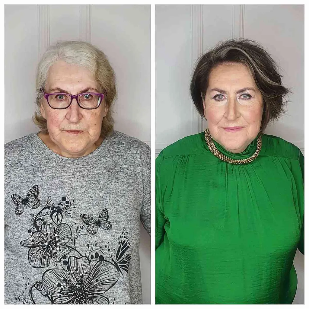 Krátky Bob s hlbokými odleskami s blond odleskami' title=