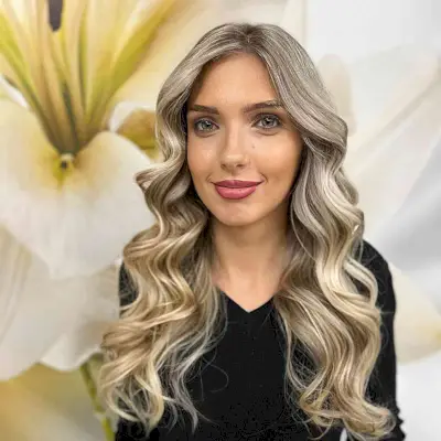 Perfect Balayage for Long Faces