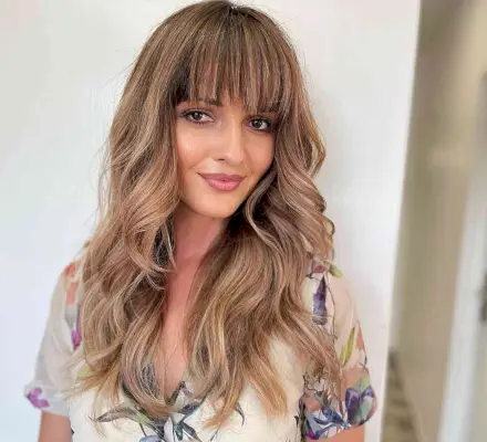 Full Fringe on a Casual Hairstyle