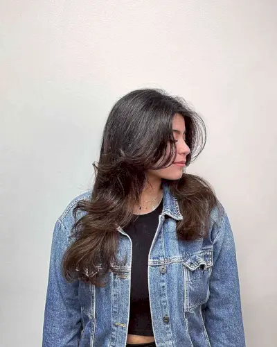 Medium-to-Long Soft Layered Hush Cut with Subtle Balayage