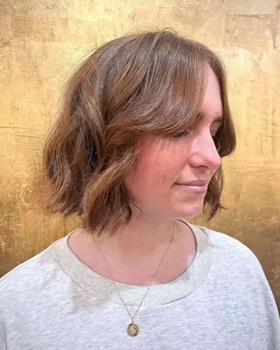 Chin-Length Wavy Hush Cut Bob with Face-Framing Bangs