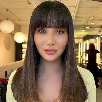 All Around Blunt Cut for Heart Faces and for women with straight brown hair