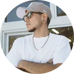 טאז בורגו' title=