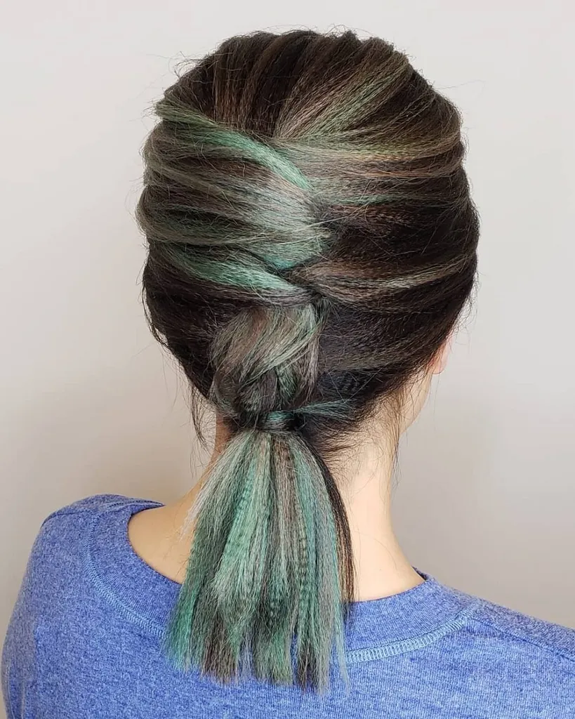 귀여운 주름진 지그재그' title=