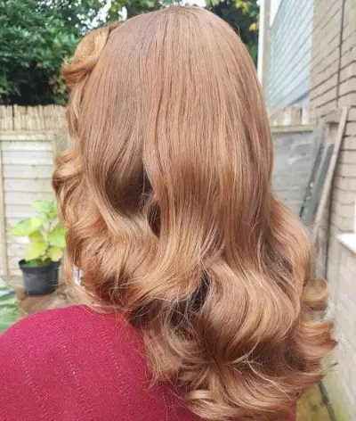 Classic Vintage Set hairstyle