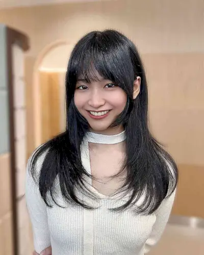 Medium-to-Long Butterfly Curve Cut with Fringe