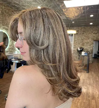 Sun-Kissed Blonde Butterfly Layered Medium Hair