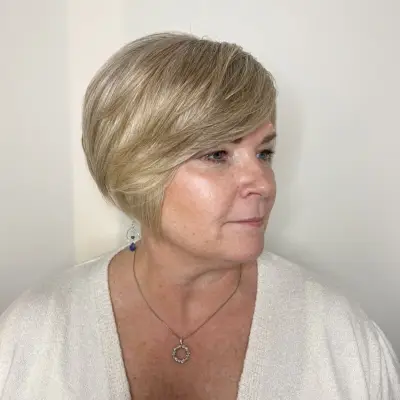 Graduated Short Bob for Thinning Hair