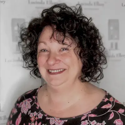 Texturized Cut for Thin Curly Hair