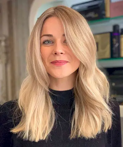 Beautiful Cashmere Blonde Wash and Go Hairstyle