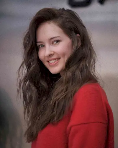 Layered Beach Waves and a Deep Side Part