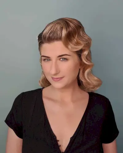 Sleek Marcel Waves of the 1920