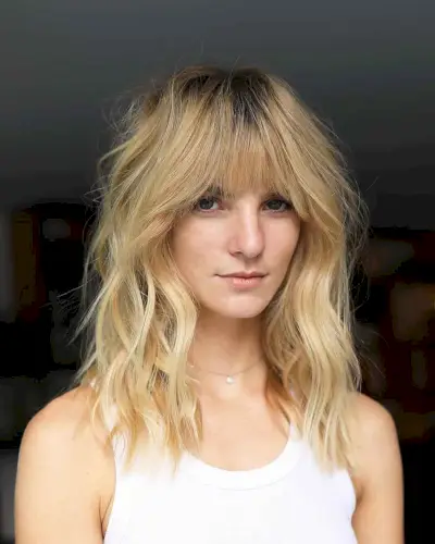 Textured Beach Waves Hairstyle