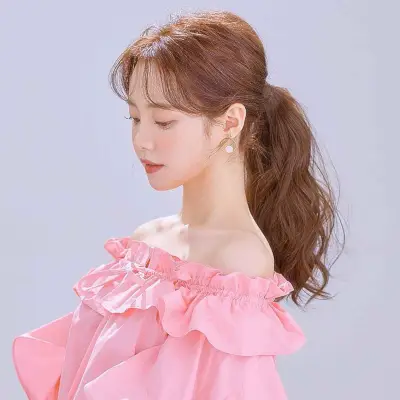 Elegant Ponytail with Thin Bangs