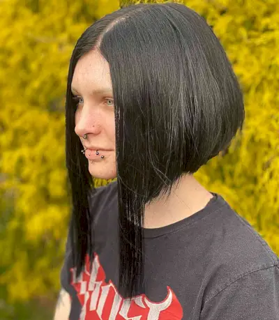 Alt Girls Short Bob with Longer Front Pieces