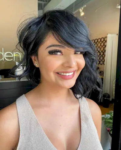 Asymmetrical Long Bob for Emo Girls