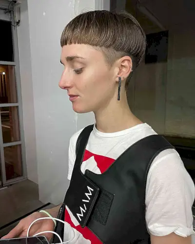 Very Short Blunt Bowl Cut Alternative Hair