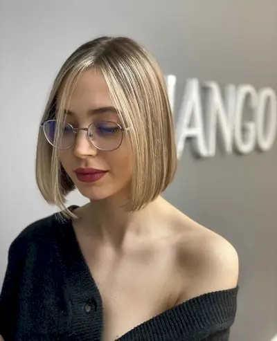 Blonde Bob Hairstyle for Women with Glasses