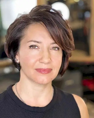 Side Parted Chocolate Bob Cut for Ladies Aged Thirty