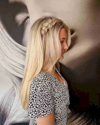 Cheerleading Headband Braid with Face-Framing Layers on Long Blonde Hair
