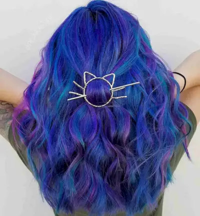 Cool Purple-Blue Accents for Winter