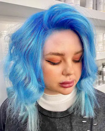 Cool-Toned Vivid Blue with Lighter Ends for Winter