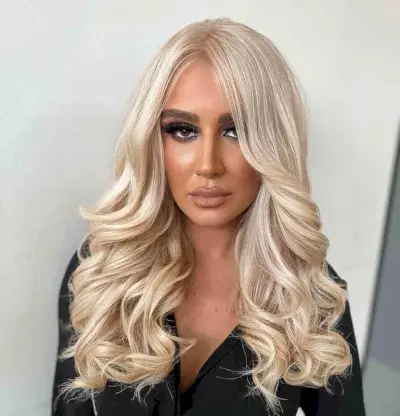 Creamy Blonde Perfect Curls