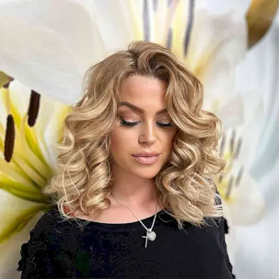 Curled, All-Over Blonde
