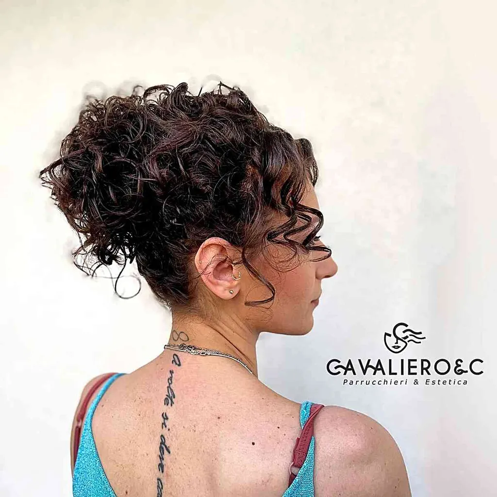 75 verschillende kapsels om te proberen in 2026' title=